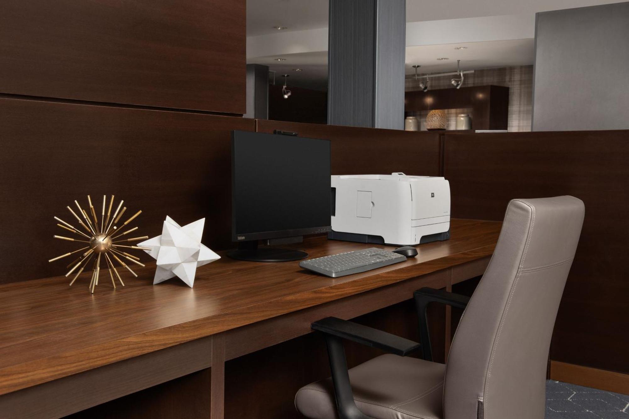 Courtyard By Marriott Dothan Buitenkant foto