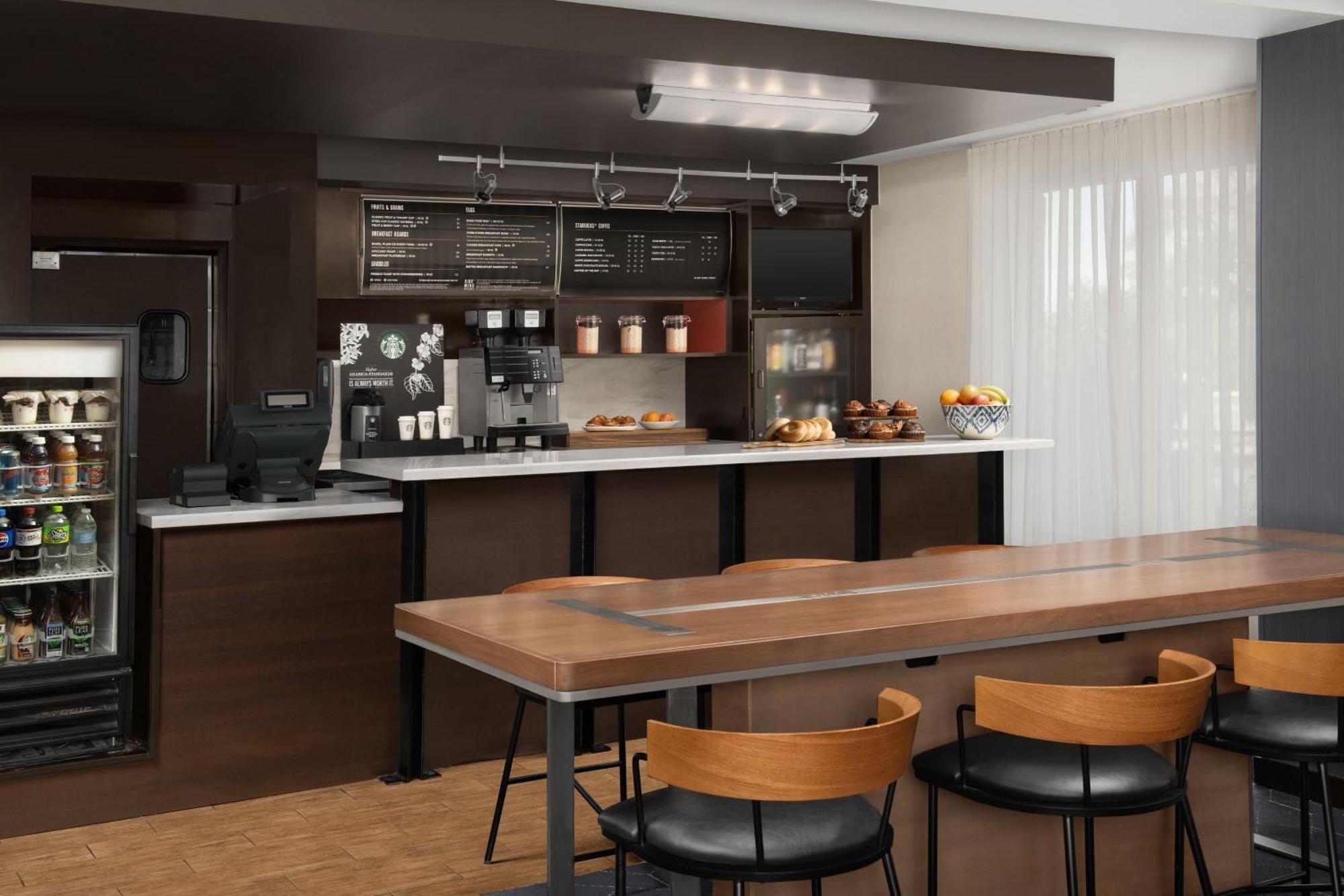 Courtyard By Marriott Dothan Buitenkant foto
